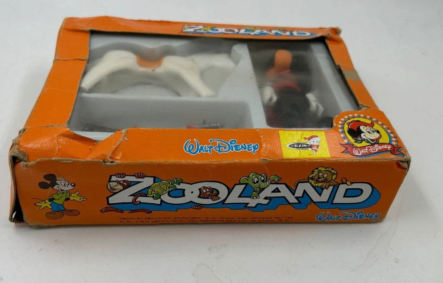 Zooland por Airgam Variante Mexicana por Exin Personajes Disney - Plutón como El Zorro-