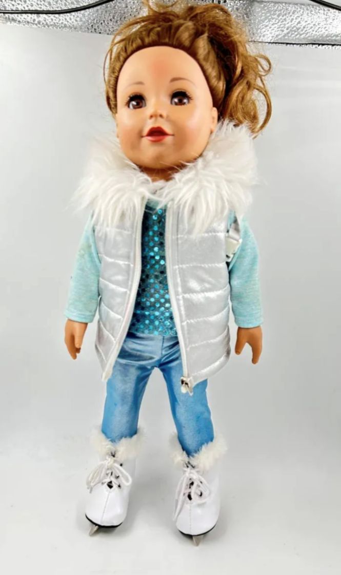 Muñeca Adora Patinaje En Hilelo Original