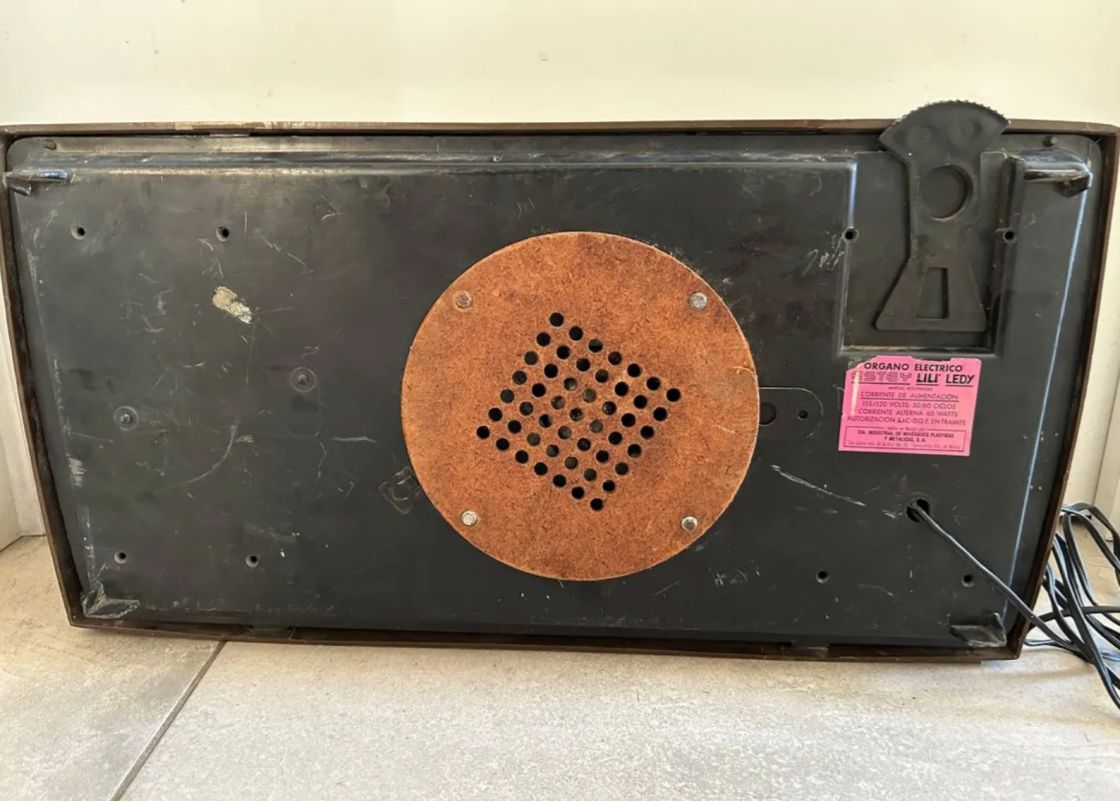 Teclado Piano Lili Ledy 55 Cm Vintage De Bulbos Vintage 60 S