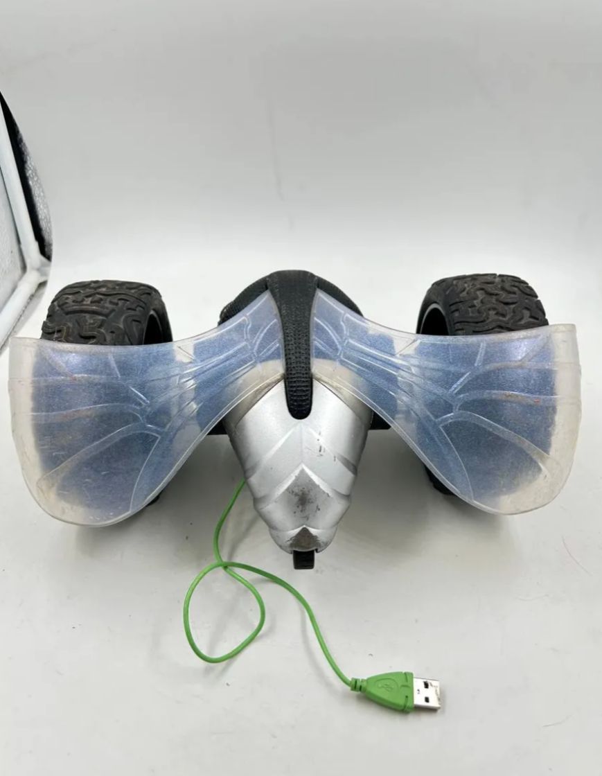 Tumblebee New Bright Mosca Carro Control Remoto