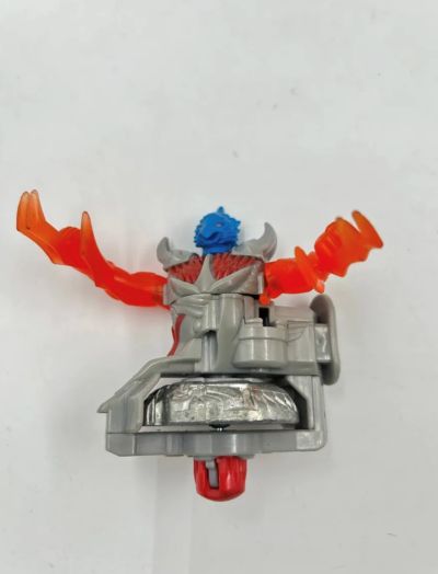 Bey Blade Beywarriors De Tomy Hasbro Trompo Metal Beyblade