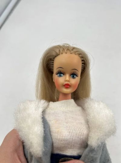 Muñeca Barbara Lili Ledy 60 S Ropa Original Tipo Barbie