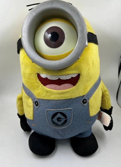 Peluche Minion Stuart Luz Sonido Just Play Original Minions