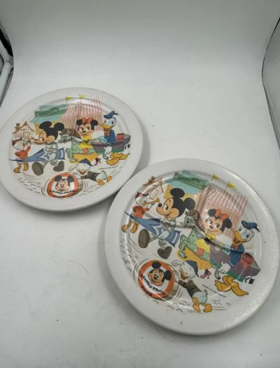 Platos Del Club Disney Vintage 50 S Melamina Holliwood Mex